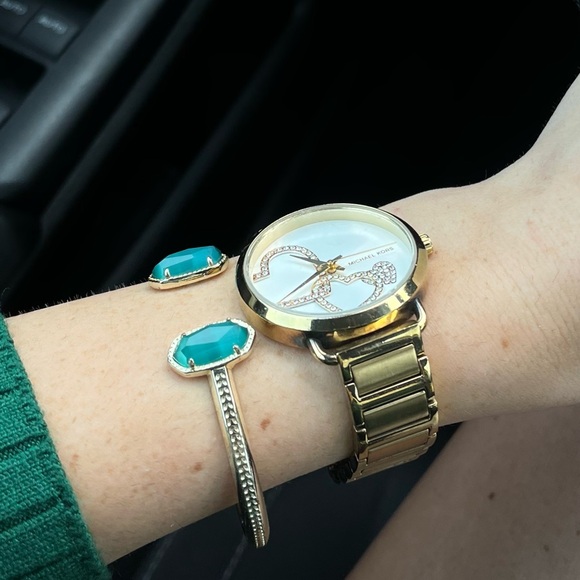 Michael Kors Watch - Picture 2 of 7